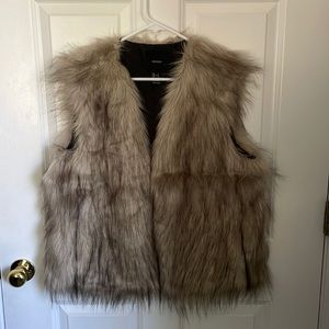 Faux Fur Vest Forever 21
